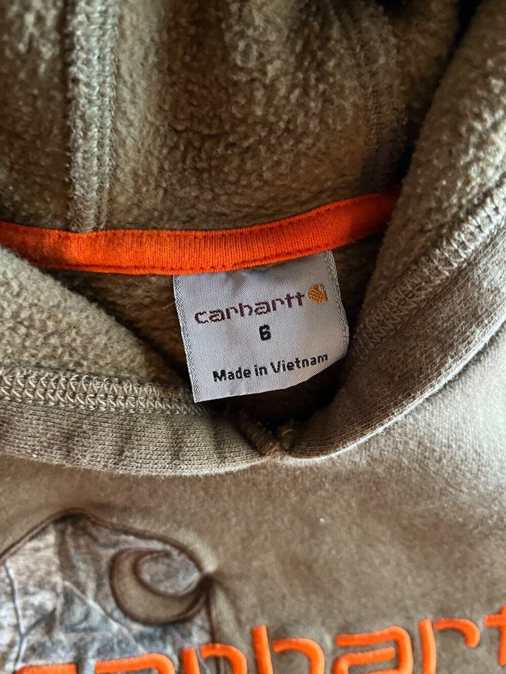 Carhartt olive-brown camo logo hoodie 6 - Picture 3 of 8